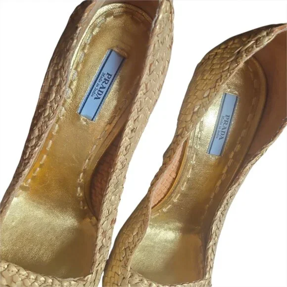 PRADA | Raffia Platform Pumps Beige Gold Heels Size 38 Italy - Picture 4 of 9